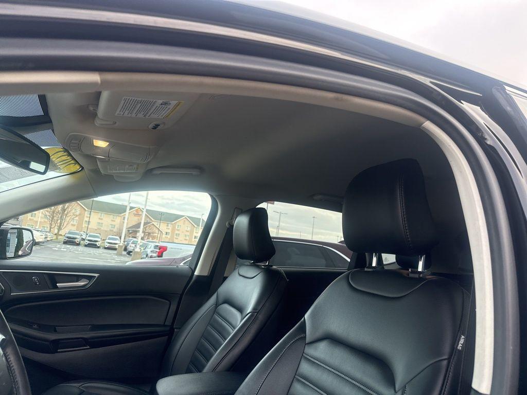 used 2022 Ford Edge car, priced at $23,399