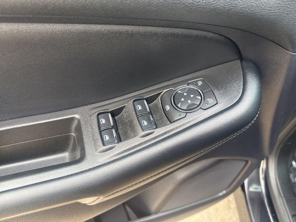 used 2022 Ford Edge car, priced at $23,399