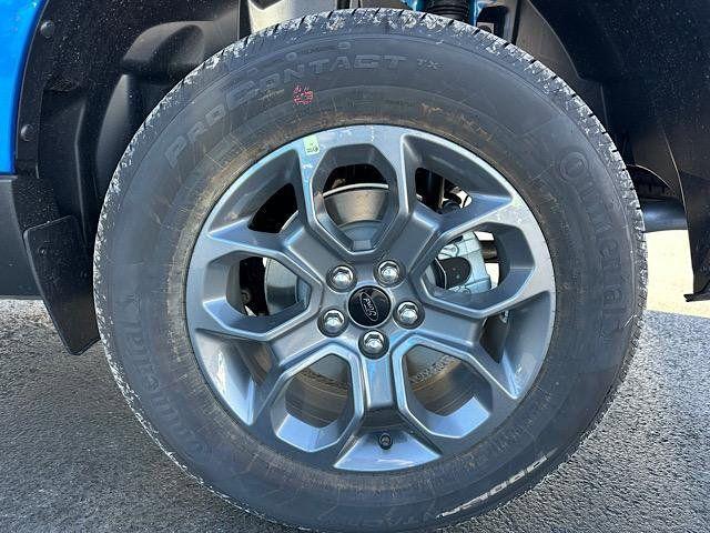 new 2025 Ford Maverick car, priced at $33,005