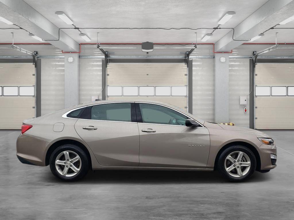 used 2022 Chevrolet Malibu car, priced at $15,999