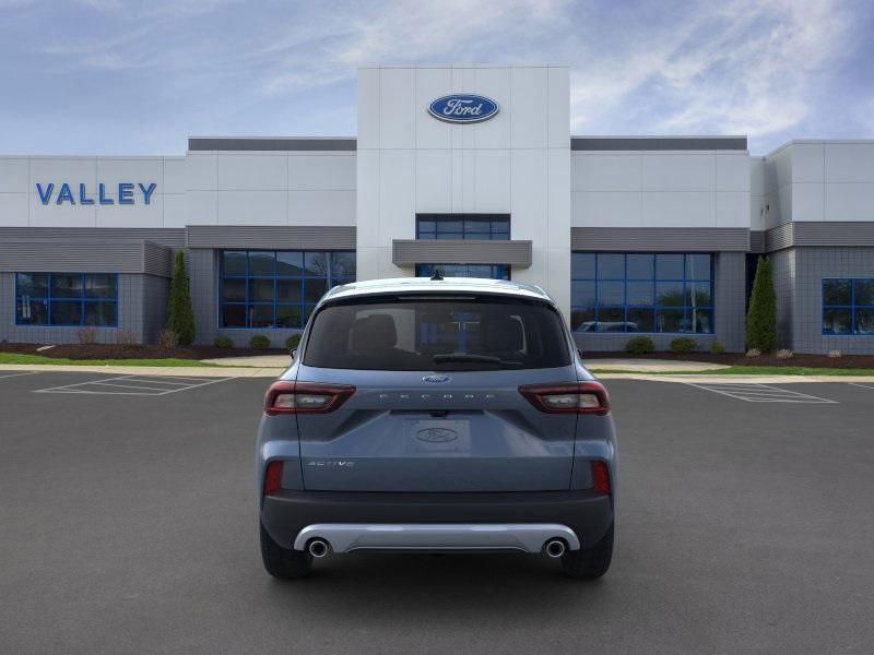 new 2025 Ford Escape car, priced at $30,640