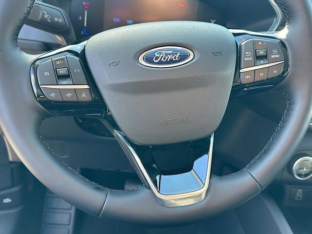 new 2025 Ford Escape car, priced at $27,900