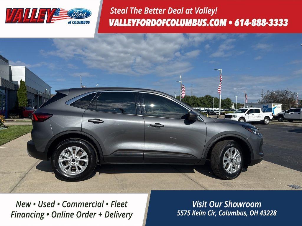 used 2024 Ford Escape car