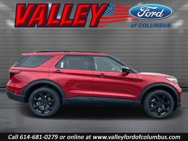 new 2024 Ford Explorer car, priced at $50,708