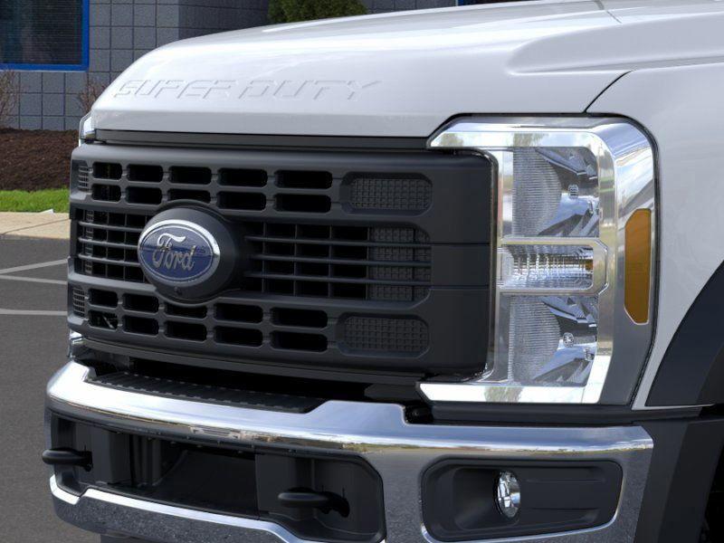 new 2025 Ford F-450 car, priced at $74,810