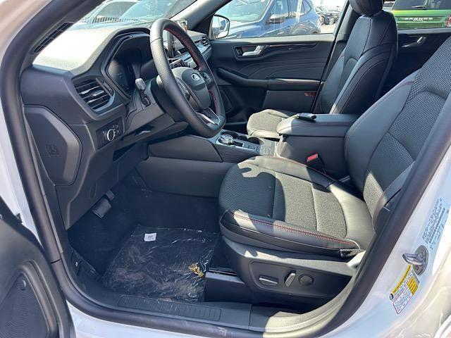 new 2025 Ford Escape car, priced at $29,984