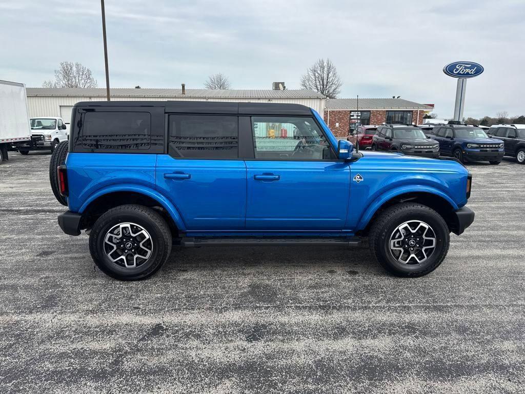new 2024 Ford Bronco car, priced at $52,454