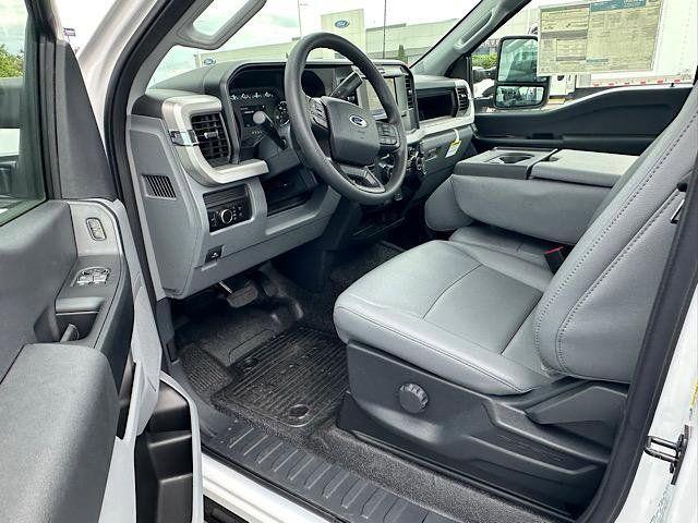 new 2025 Ford F-250 car, priced at $50,689