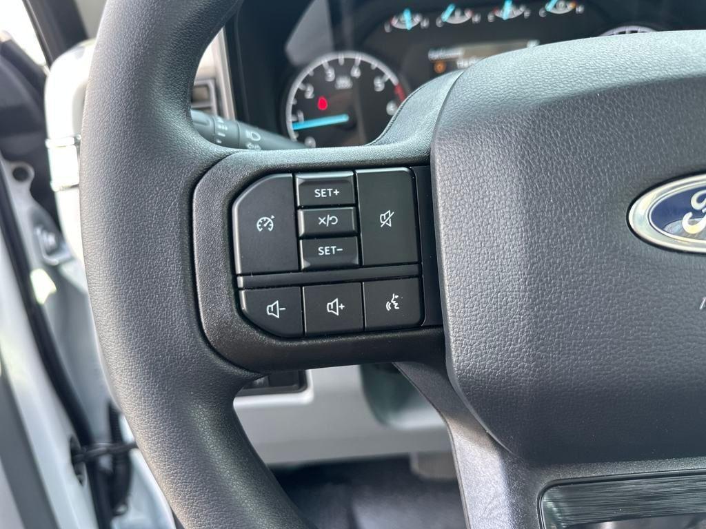 new 2025 Ford F-250 car, priced at $52,245