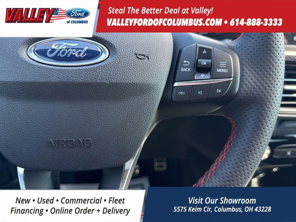 used 2023 Ford Escape car, priced at $25,999
