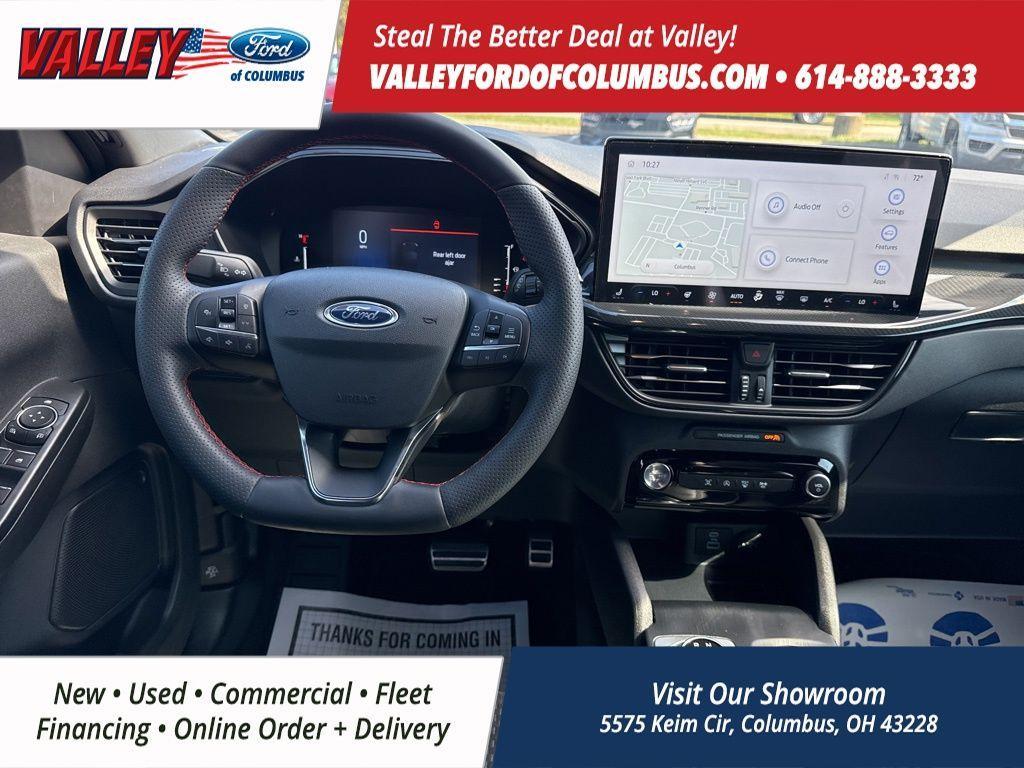 used 2023 Ford Escape car, priced at $25,999