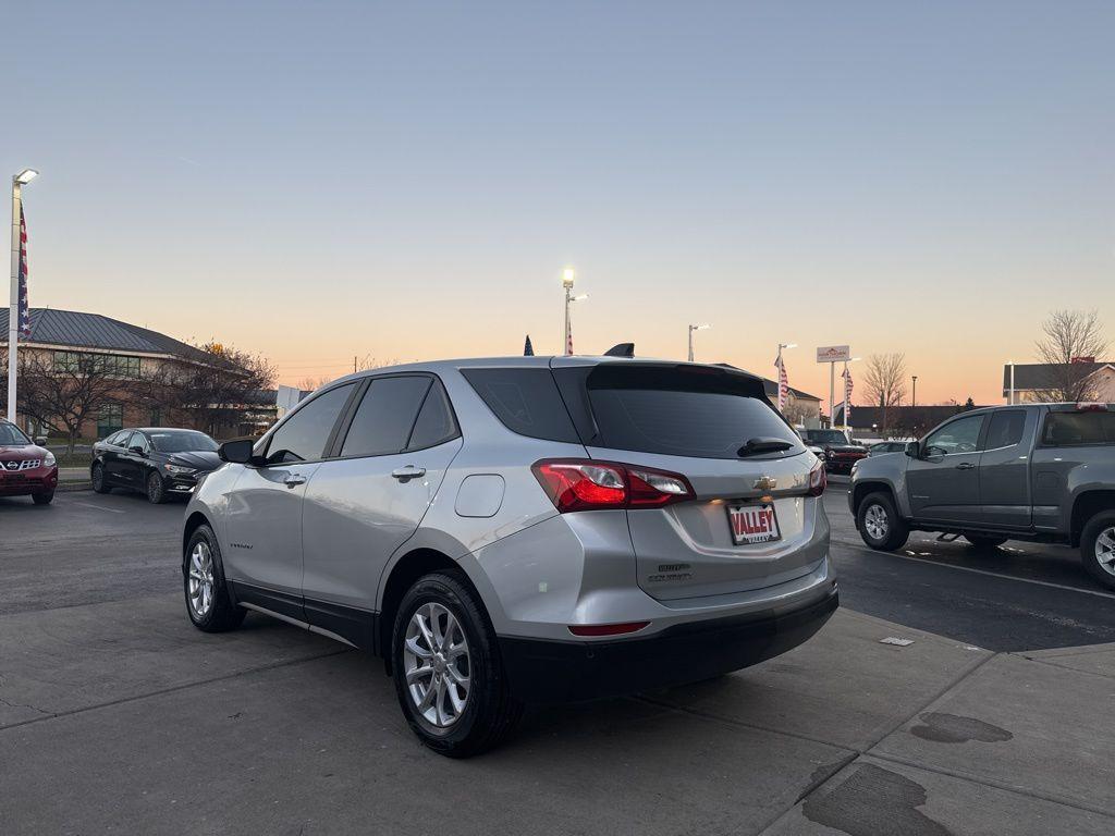 used 2021 Chevrolet Equinox car, priced at $9,999
