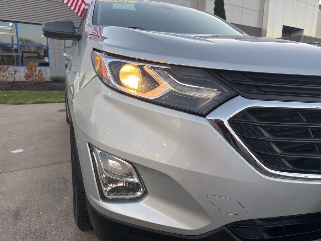 used 2021 Chevrolet Equinox car, priced at $9,999