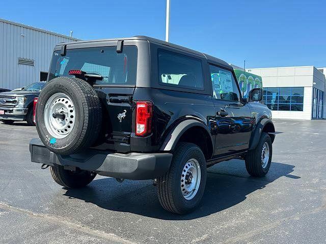 new 2025 Ford Bronco car, priced at $38,490