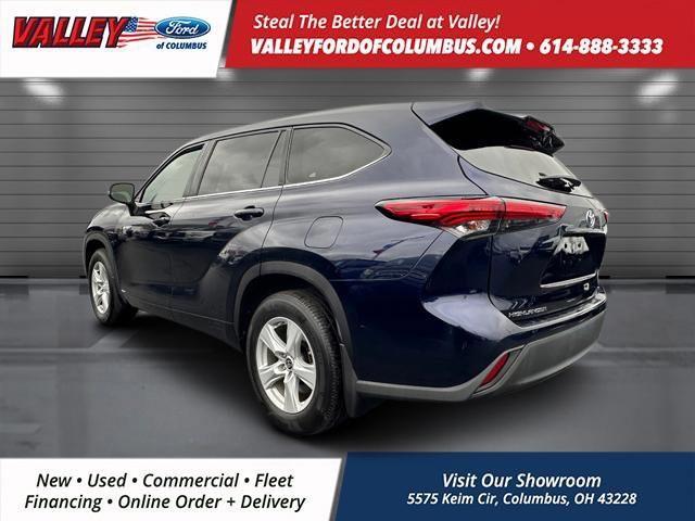 used 2021 Toyota Highlander Hybrid car, priced at $27,694