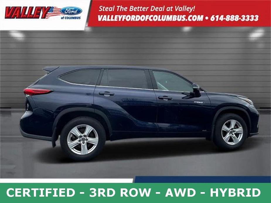 used 2021 Toyota Highlander Hybrid car, priced at $26,650