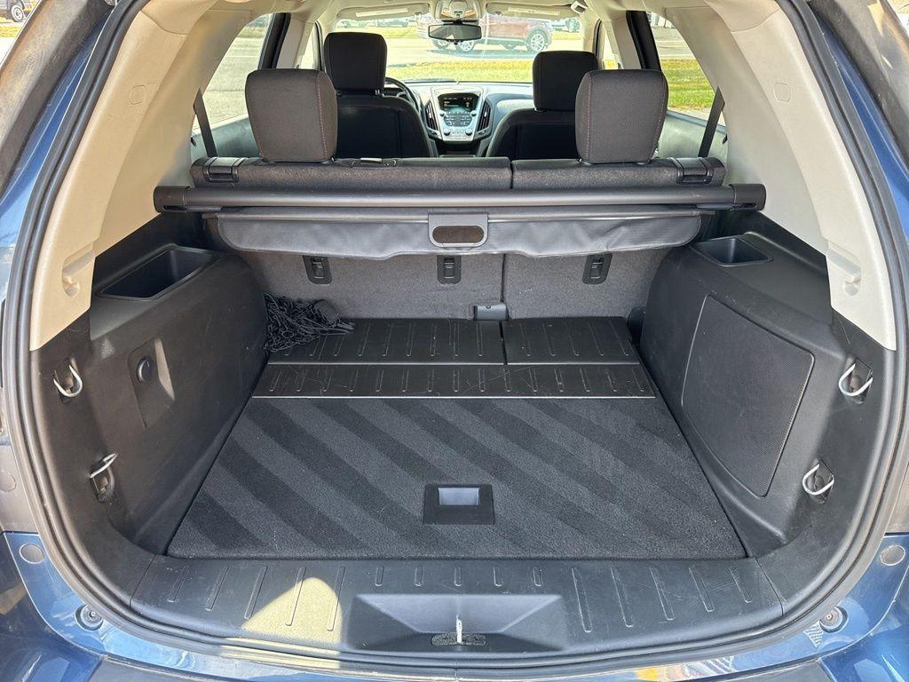 used 2017 Chevrolet Equinox car, priced at $9,999