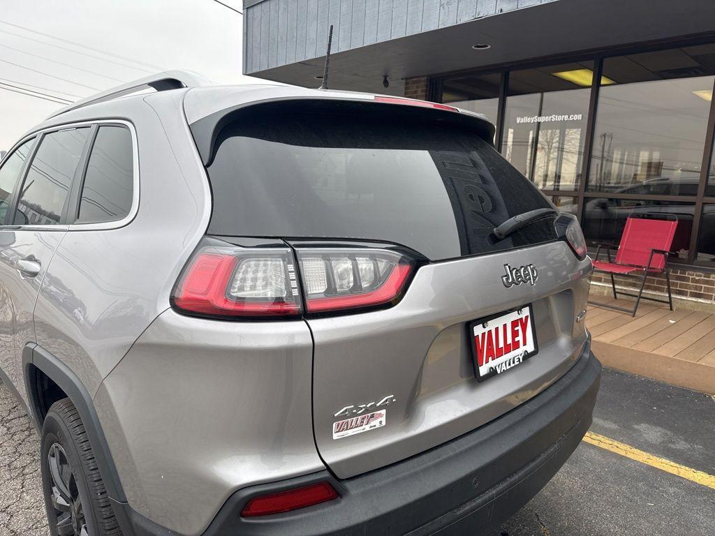 used 2021 Jeep Cherokee car, priced at $18,499