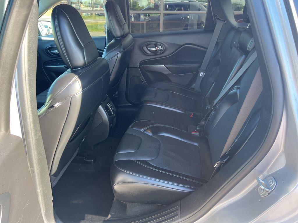 used 2021 Jeep Cherokee car, priced at $18,499