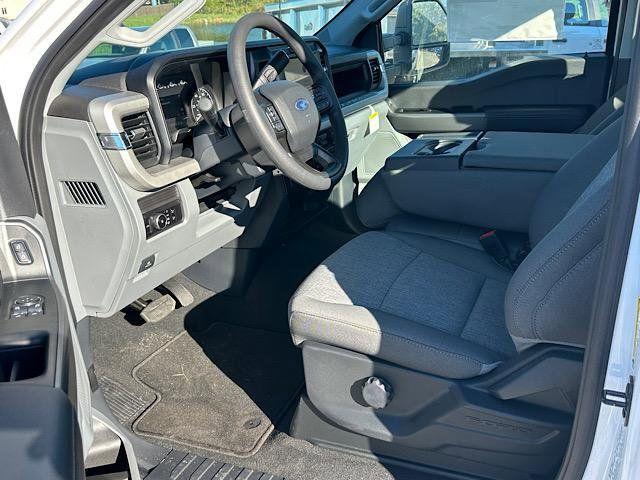 new 2025 Ford F-250 car, priced at $51,165