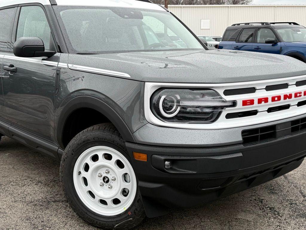 new 2024 Ford Bronco Sport car
