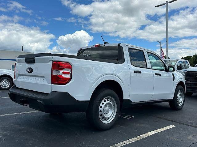 new 2025 Ford Maverick car, priced at $29,882