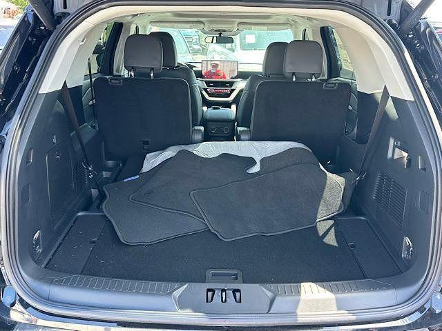 new 2025 Ford Explorer car, priced at $47,500