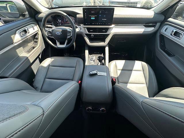 new 2025 Ford Explorer car, priced at $47,500