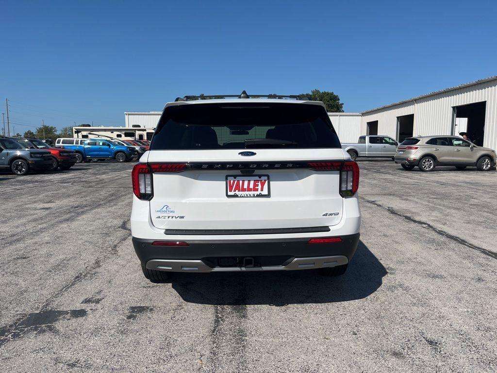 new 2025 Ford Explorer car, priced at $47,059