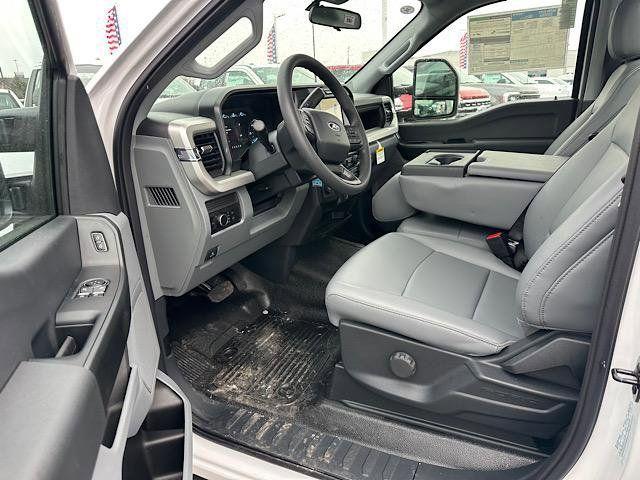 new 2025 Ford F-250 car, priced at $46,433
