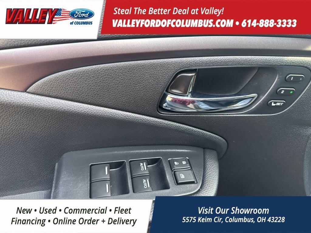 used 2022 Honda Pilot car, priced at $31,688