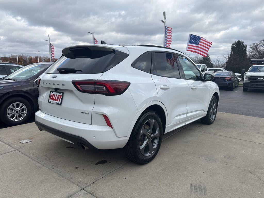 used 2023 Ford Escape car, priced at $24,999