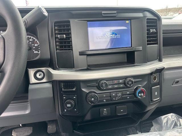 new 2025 Ford F-250 car, priced at $49,540