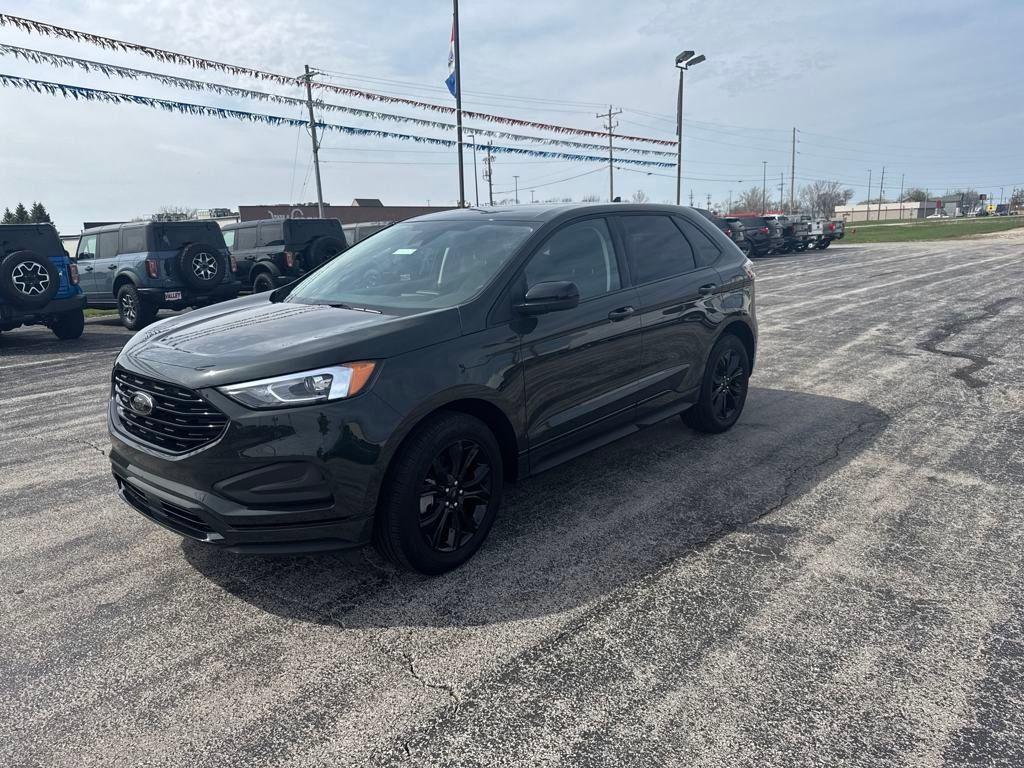new 2024 Ford Edge car, priced at $41,015
