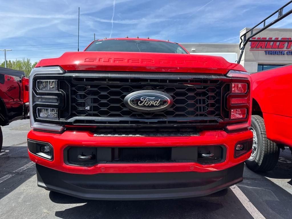 new 2025 Ford F-350 car, priced at $91,340