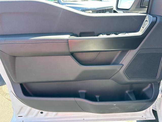 new 2025 Ford F-150 car, priced at $50,680