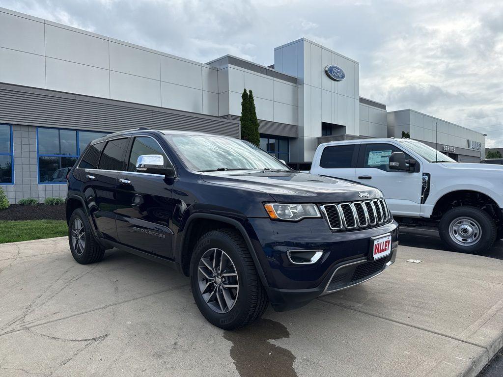 used 2017 Jeep Grand Cherokee car, priced at $14,115