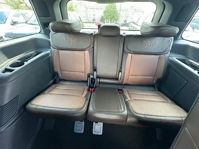 new 2025 Ford Expedition car, priced at $82,385