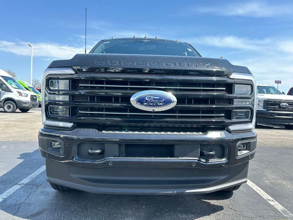 new 2025 Ford F-350 car, priced at $96,170