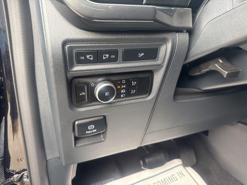 used 2023 Ford F-150 car, priced at $37,899