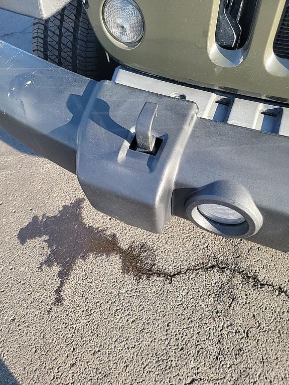 used 2015 Jeep Wrangler Unlimited car, priced at $17,999