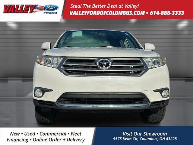 used 2013 Toyota Highlander car, priced at $15,520