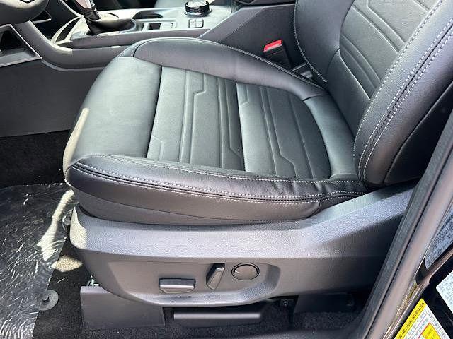 new 2025 Ford Ranger car, priced at $50,570