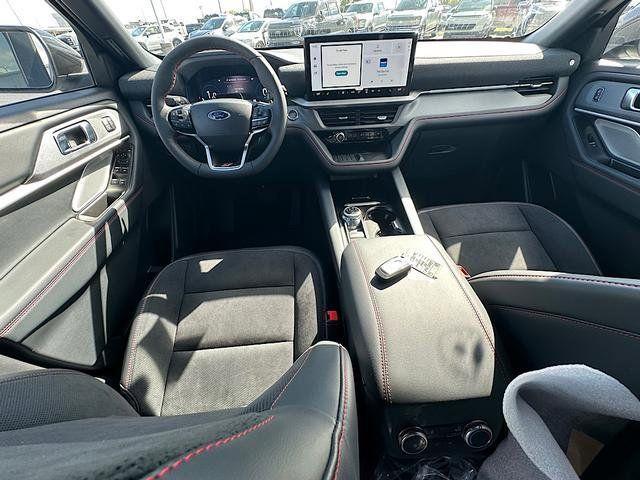 new 2025 Ford Explorer car, priced at $59,955