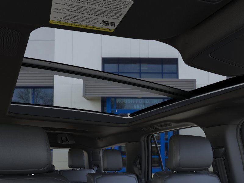 new 2025 Ford Expedition car, priced at $84,735