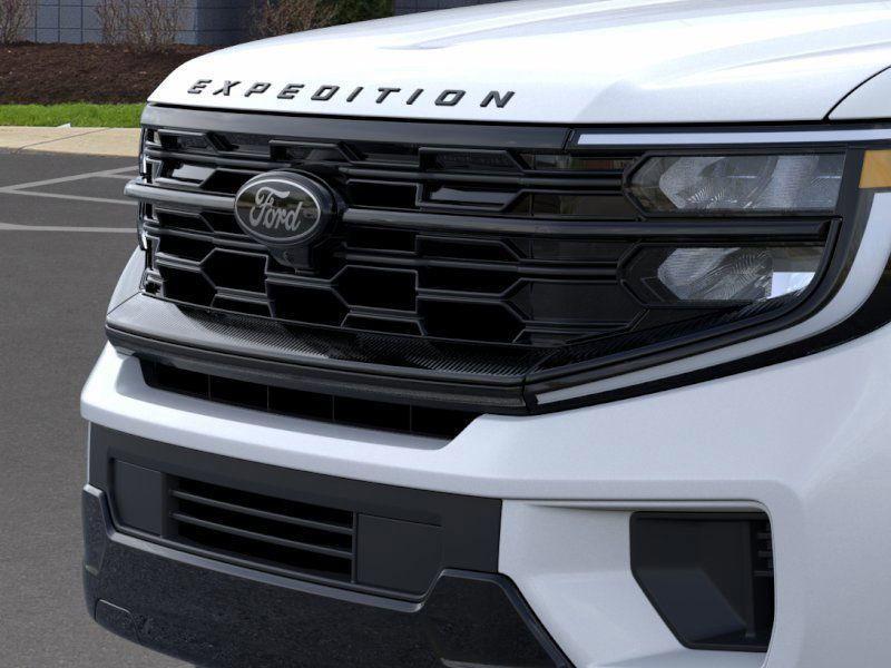 new 2025 Ford Expedition car, priced at $84,735