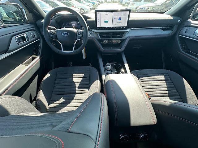 new 2025 Ford Explorer car, priced at $51,179