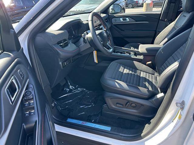 new 2025 Ford Explorer car, priced at $51,179