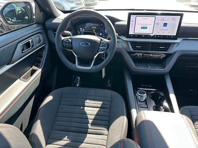 new 2025 Ford Explorer car, priced at $51,179