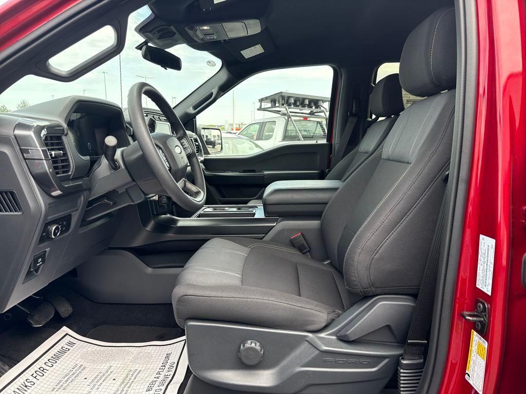 new 2024 Ford F-150 car, priced at $49,025
